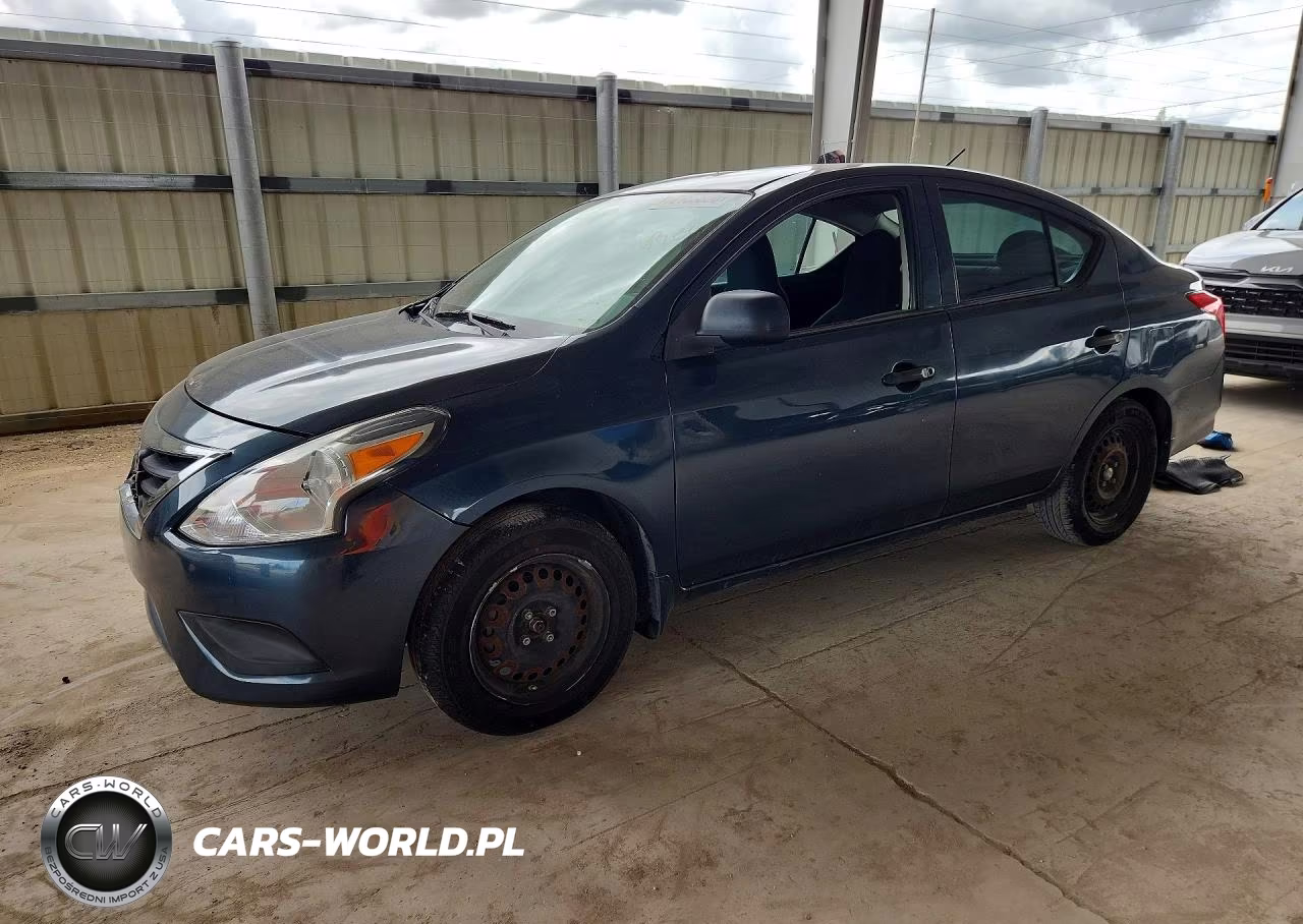 2015 Nissan Versa 1.6 S