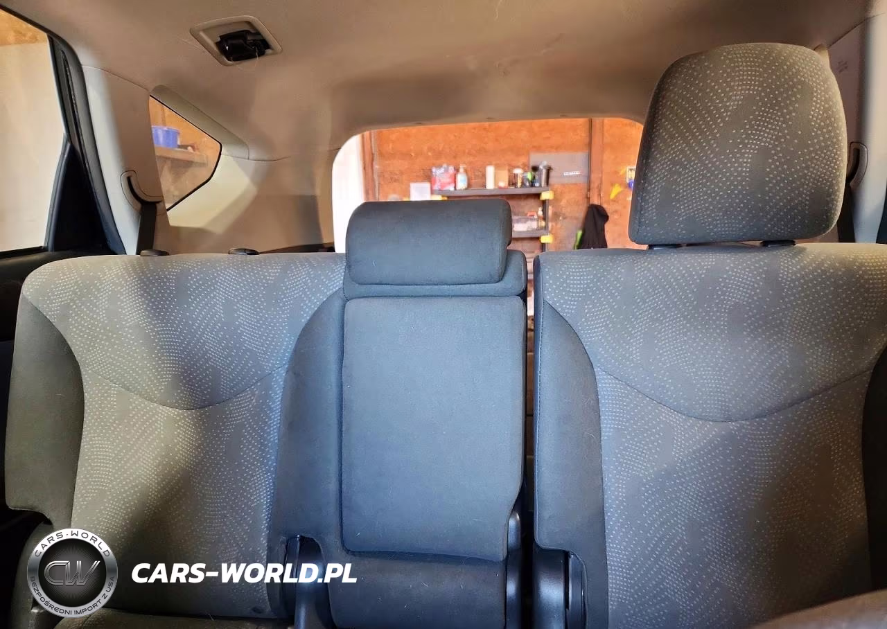 2012 Toyota Prius V Three VIN:JTDZN3EU2C3103106 - 10
