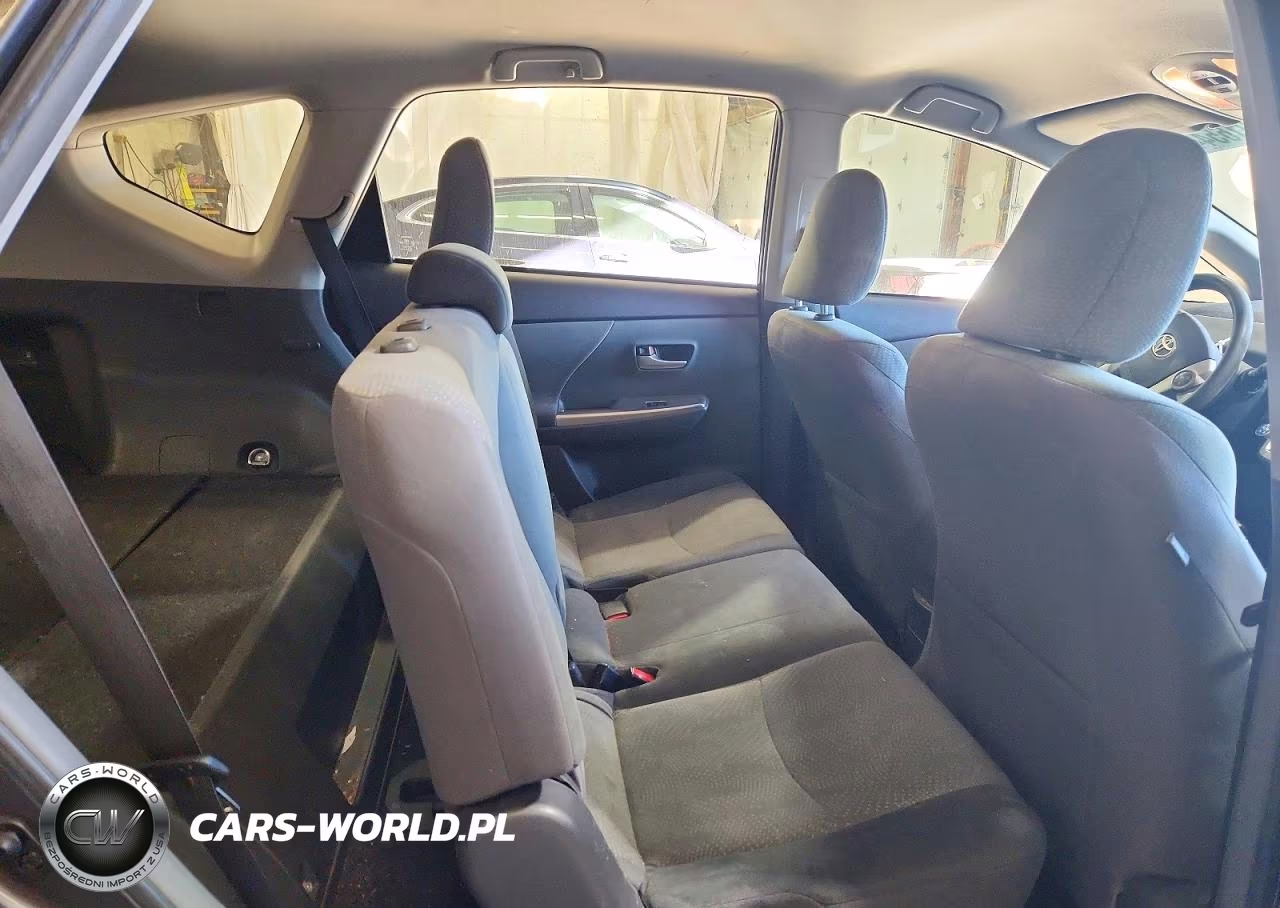 2012 Toyota Prius V Three VIN:JTDZN3EU2C3103106 - 11