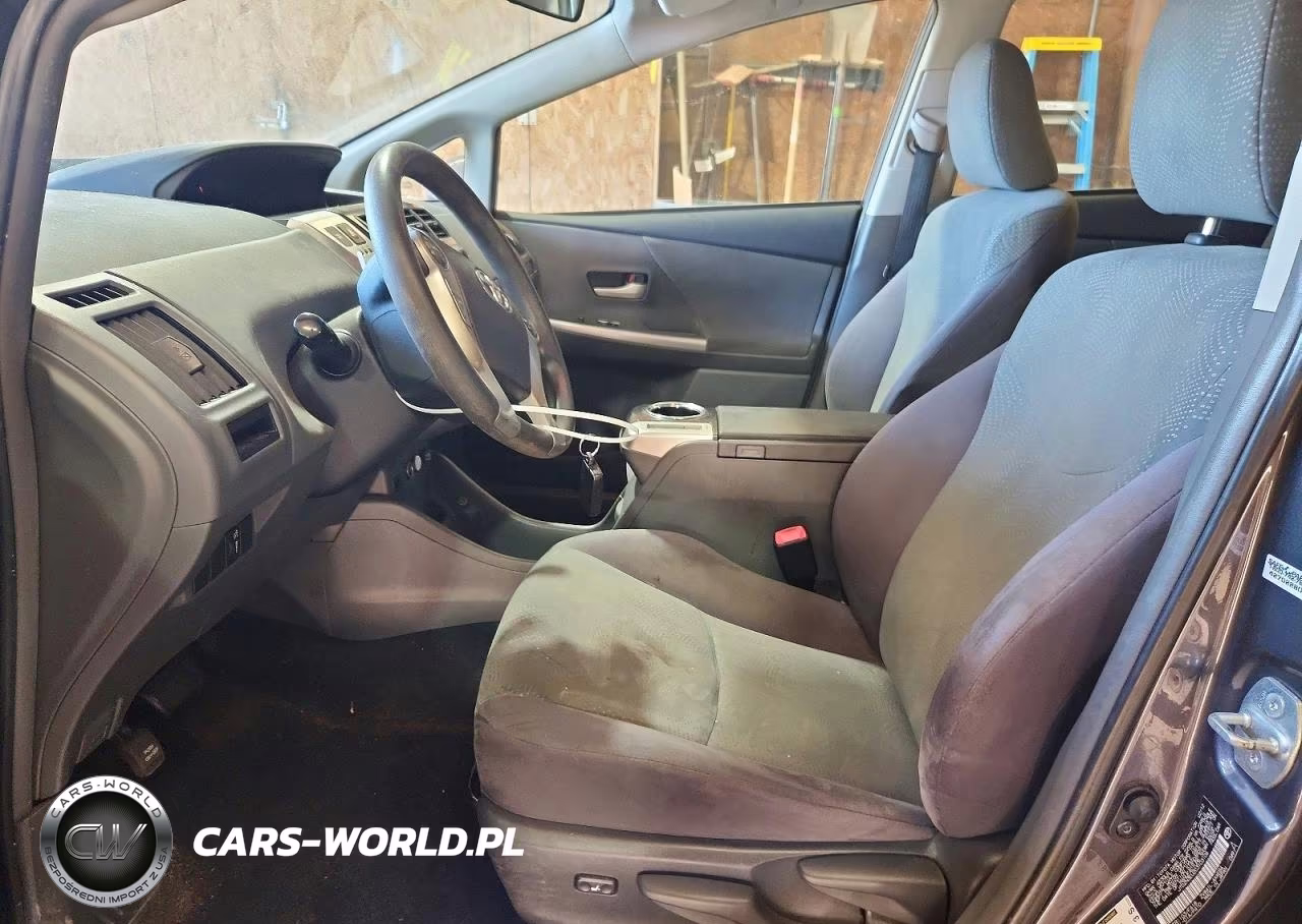 2012 Toyota Prius V Three VIN:JTDZN3EU2C3103106 - 7
