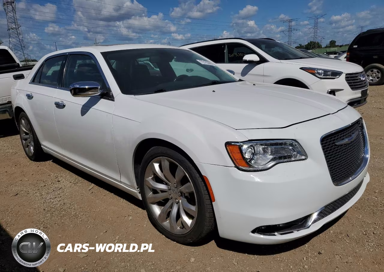 2020 Chrysler 300 Limited VIN:2C3CCAEG1LH141843 - 4