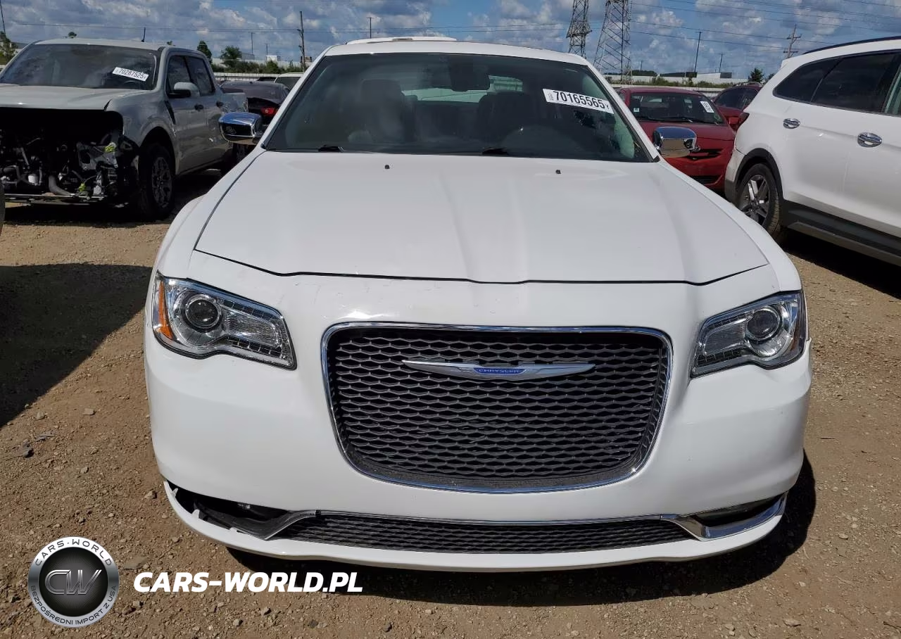 2020 Chrysler 300 Limited VIN:2C3CCAEG1LH141843 - 5