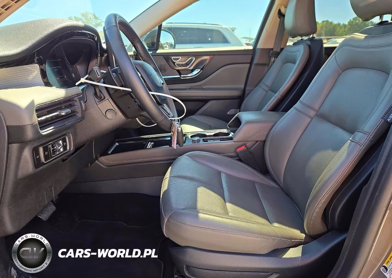 2025 Lincoln Corsair Premiere VIN:5LMCJ1CA8SUL04489 - 7