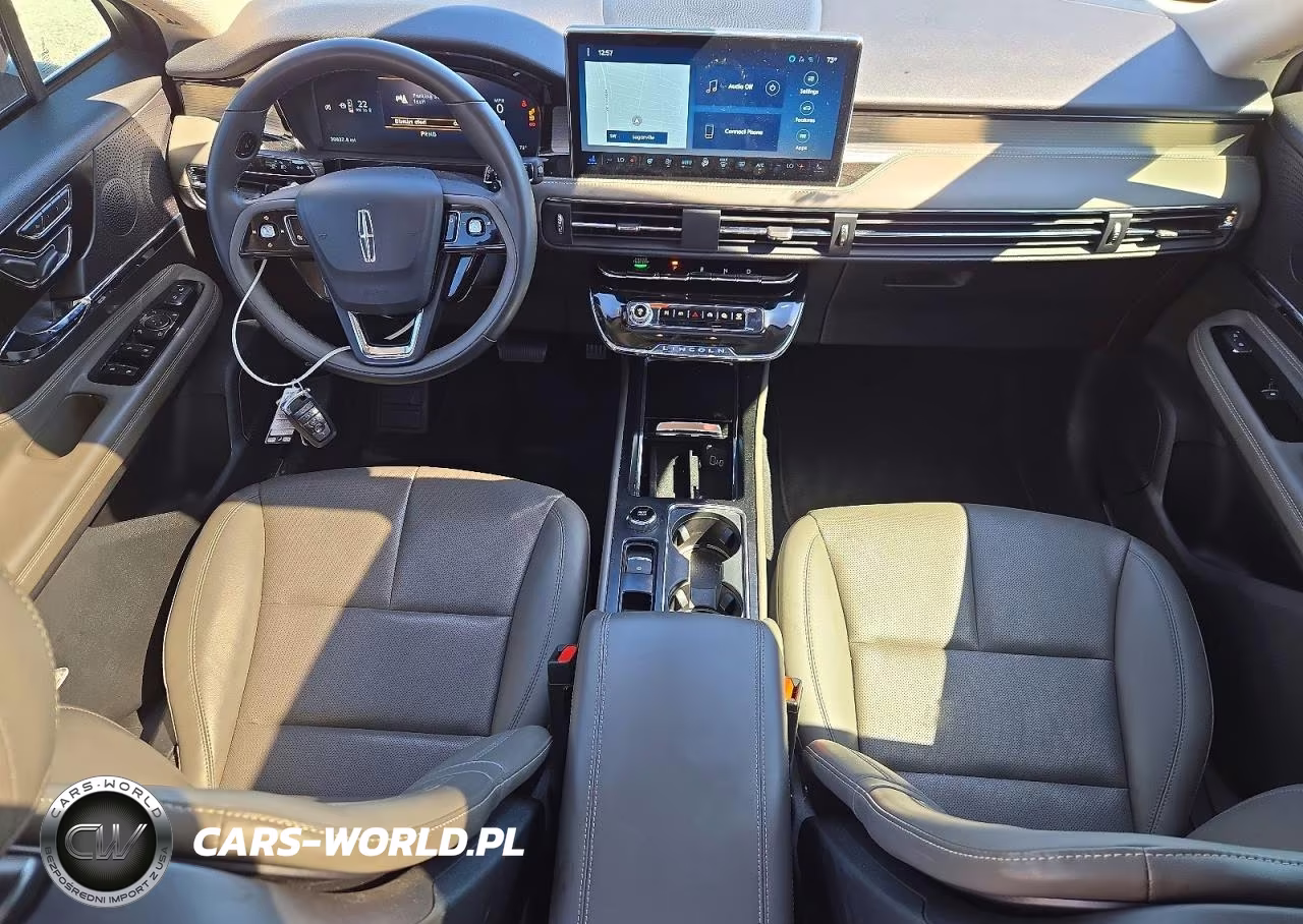 2025 Lincoln Corsair Premiere VIN:5LMCJ1CA8SUL04489 - 8