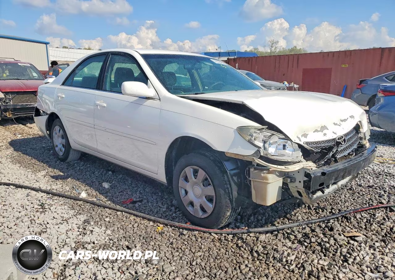 2002 Toyota Camry Le VIN:4T1BE32KX2U024971 - 4