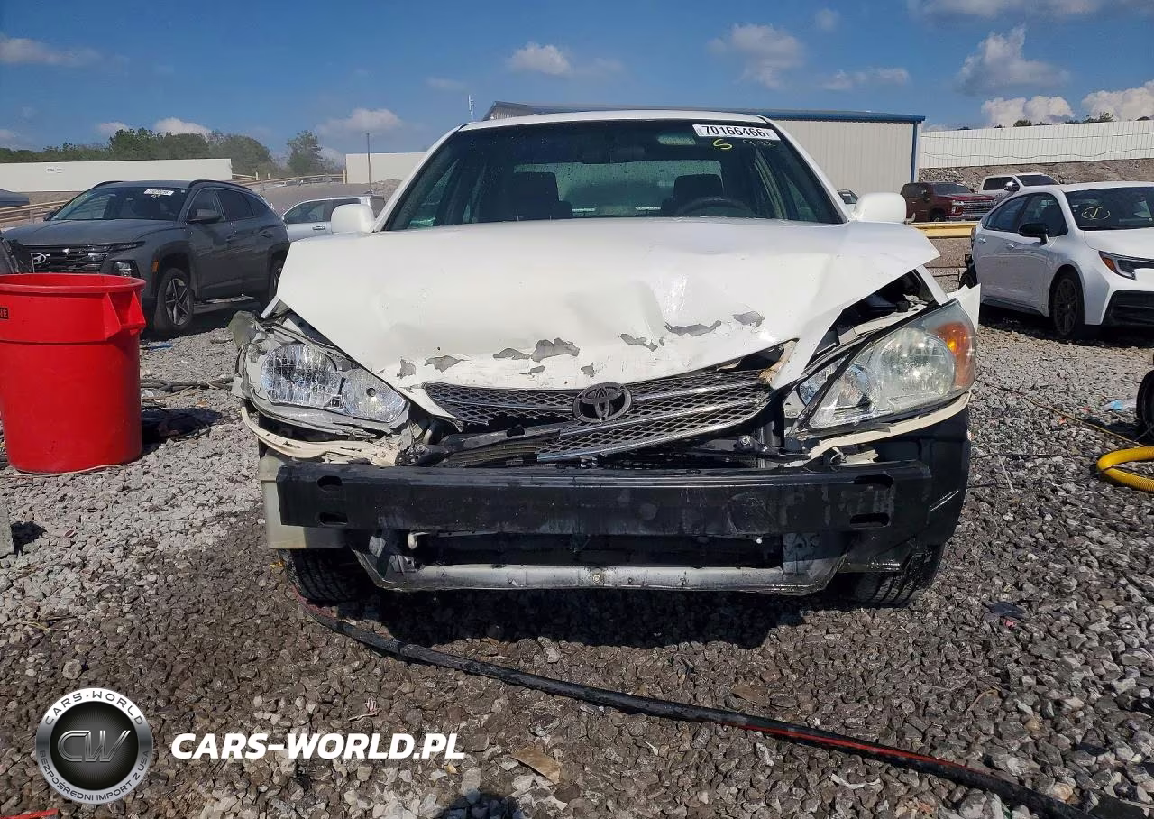 2002 Toyota Camry Le VIN:4T1BE32KX2U024971 - 5