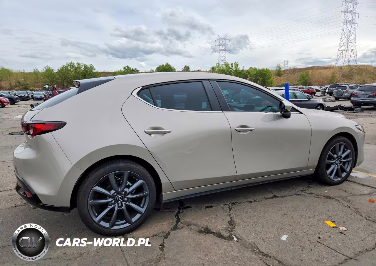 2025 Mazda 3 Preferred VIN:JM1BPALM7S1758553 - 3