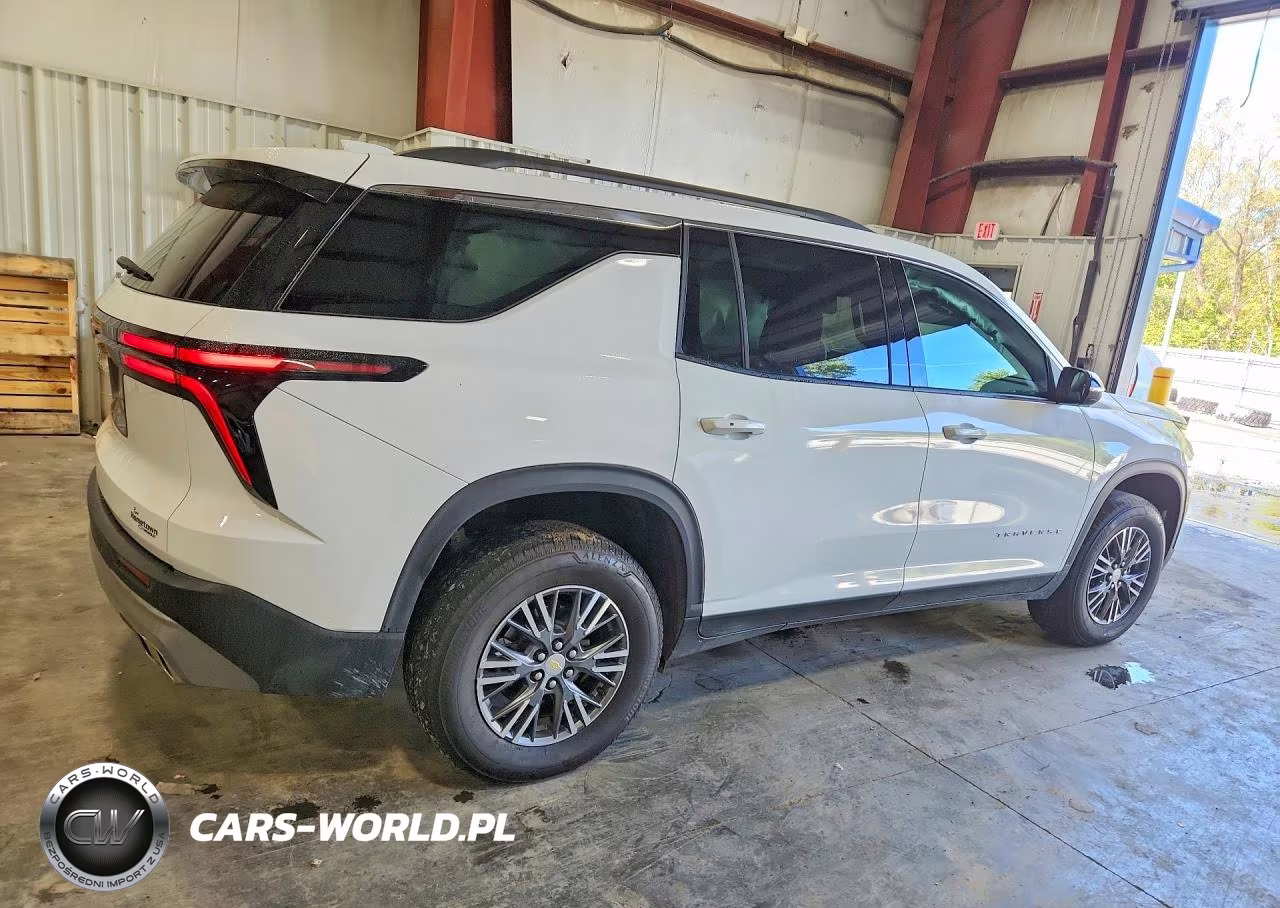 2025 Chevrolet Traverse Lt VIN:1GNEVGRS6SJ270021 - 3
