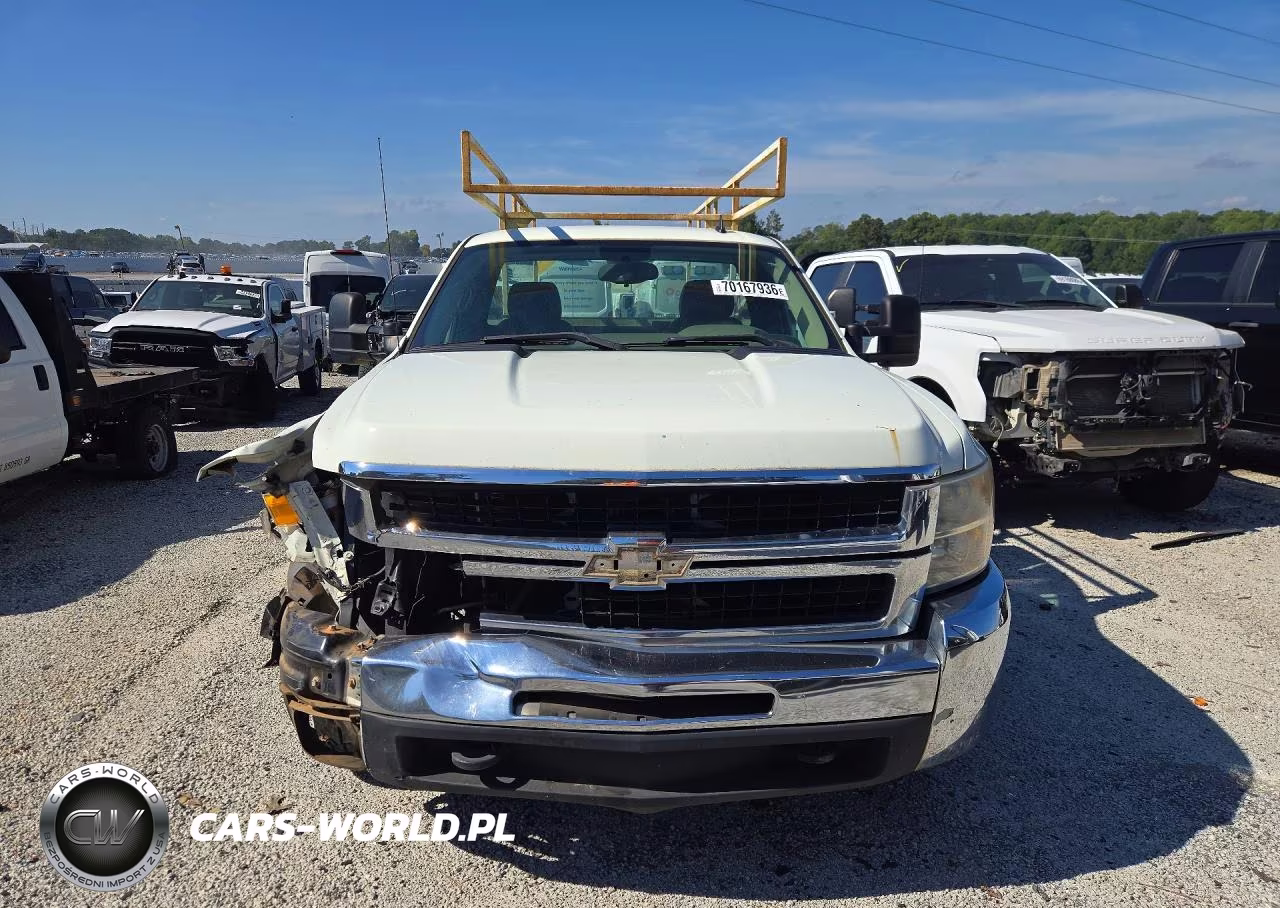 2008 Chevrolet Silverado C2500 Heavy Duty VIN:1GBHC24K98E102174 - 5