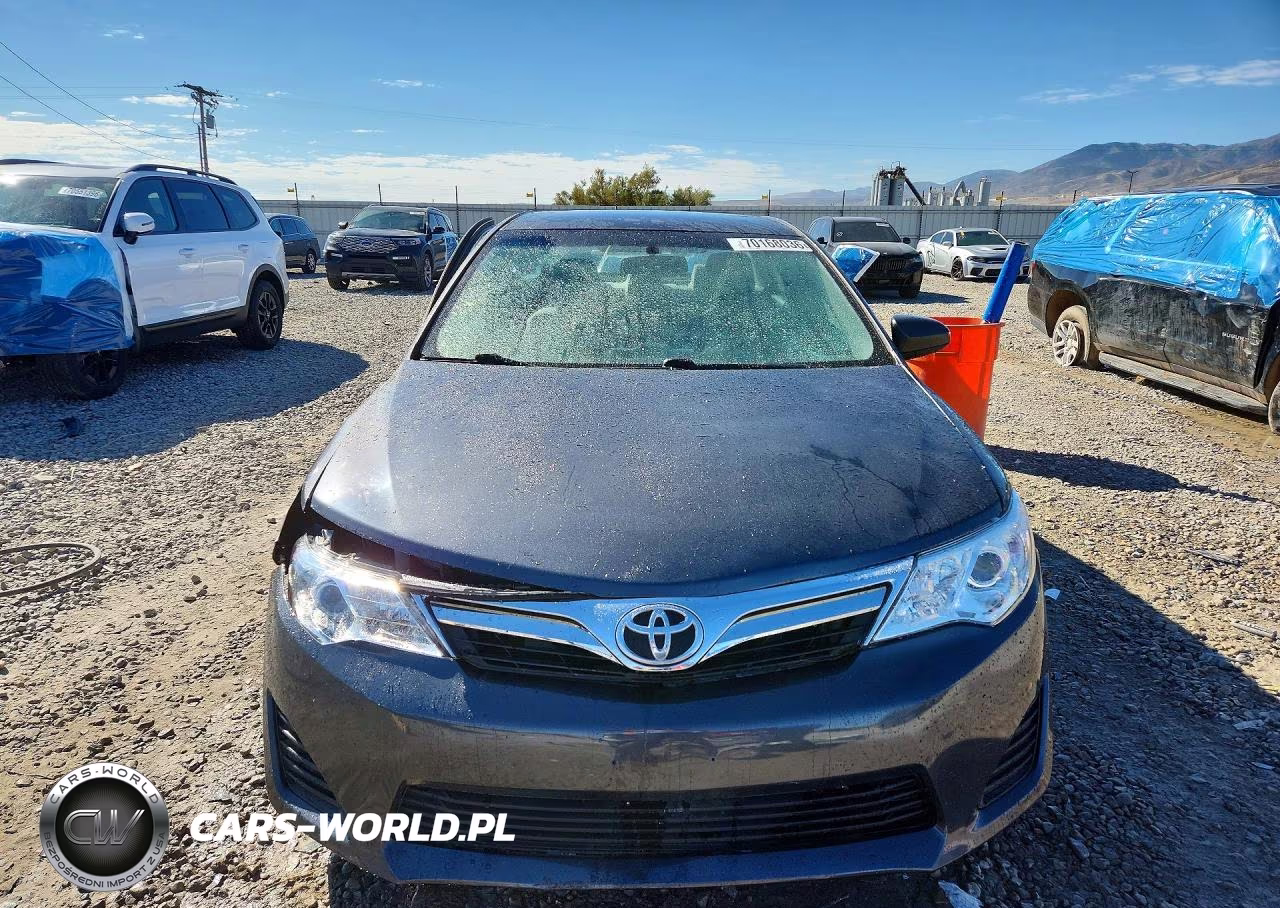 2014 Toyota Camry Le VIN:4T4BF1FK6ER358775 - 5