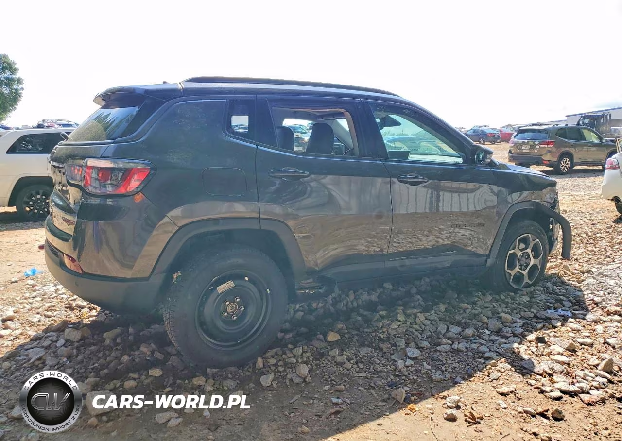 2022 Jeep Compass Trailhawk VIN:3C4NJDDBXNT144719 - 3