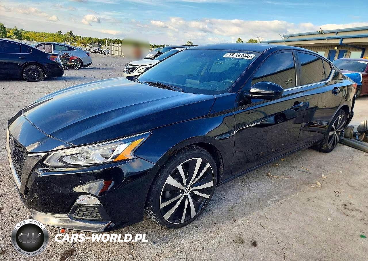 2020 Nissan Altima Sr