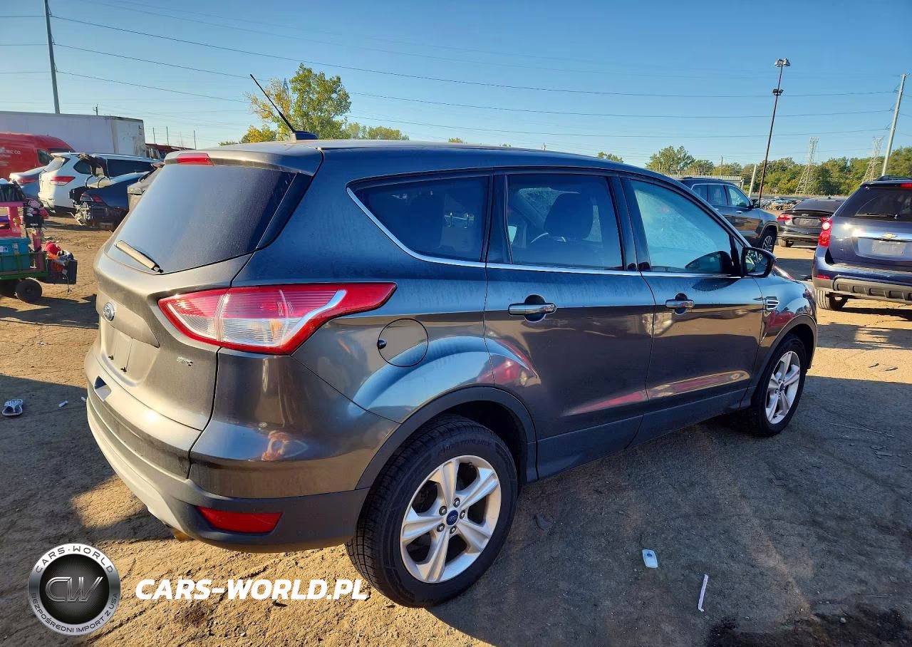 2016 Ford Escape Se VIN:1FMCU0G7XGUA51525 - 3