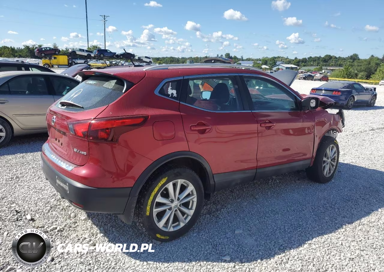 2018 Nissan Rogue Sport S VIN:JN1BJ1CR4JW202833 - 3