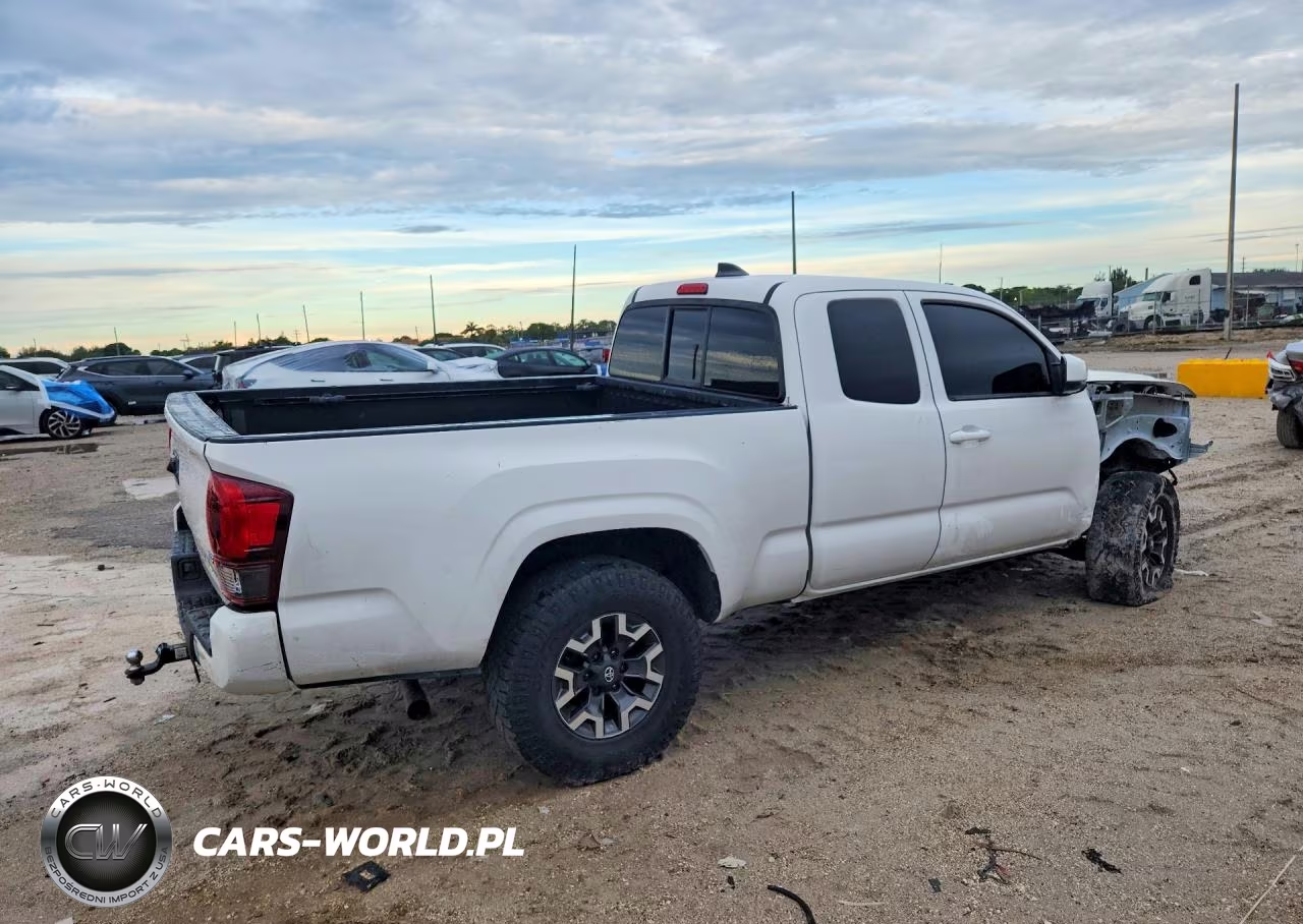 2023 Toyota Tacoma Sr V6 VIN:3TYRZ5CN7PT029072 - 3
