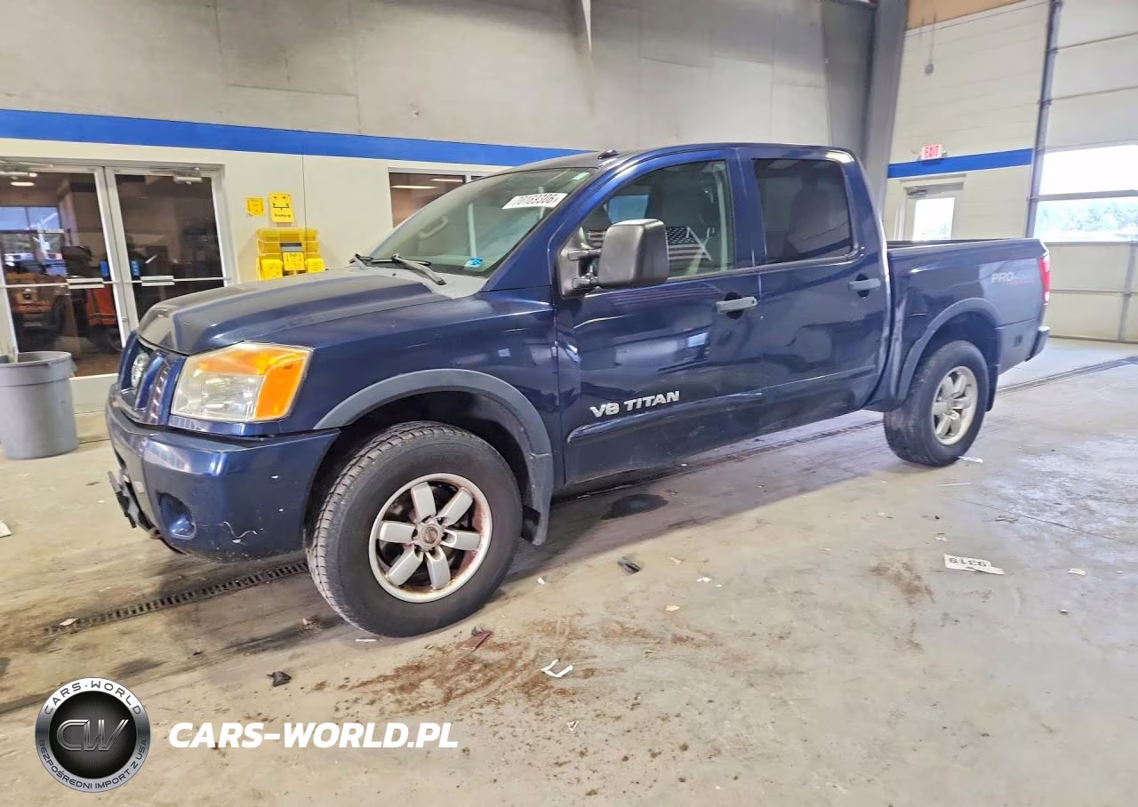 2012 Nissan Titan Sv
