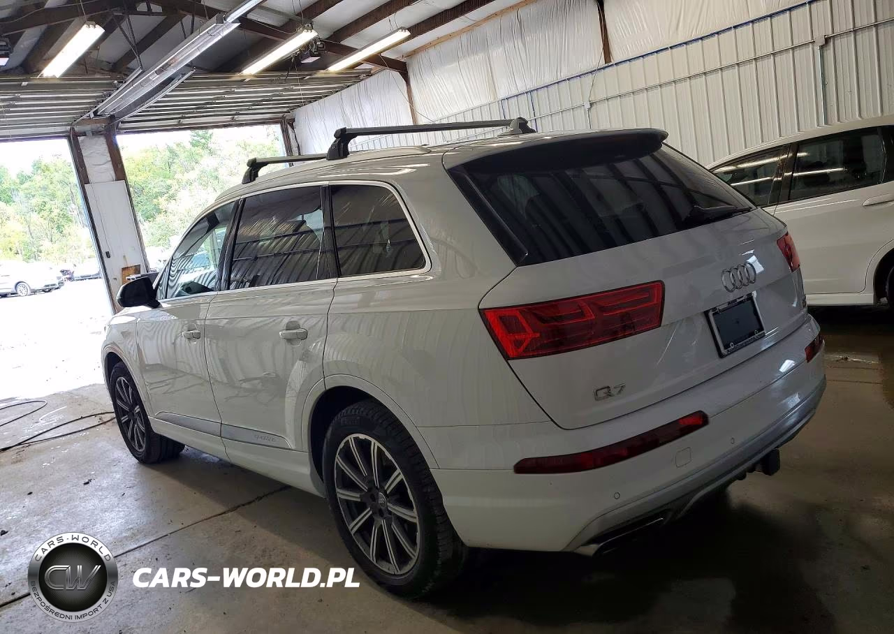2017 Audi Q7 Prestige VIN:WA1VABF78HD029585 - 2