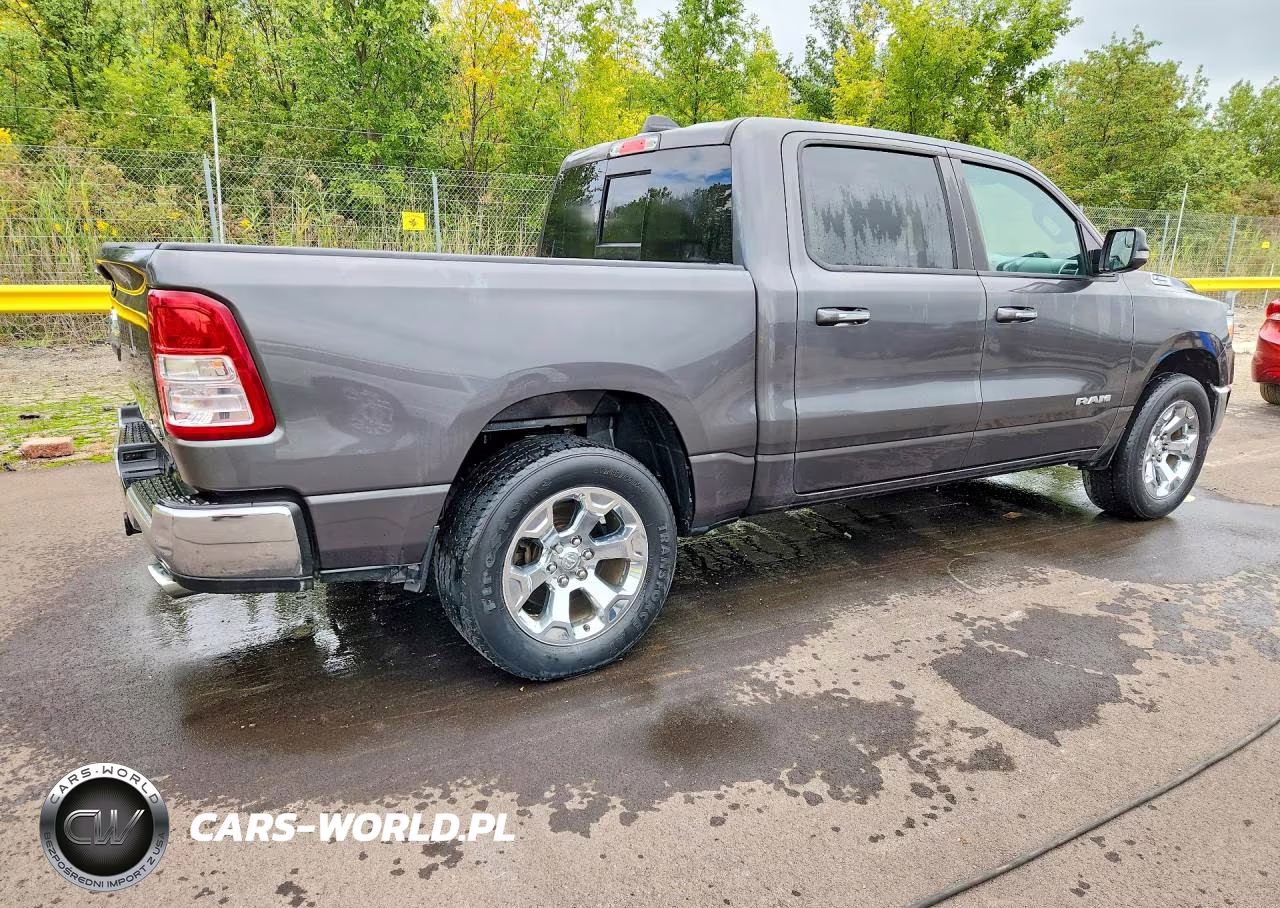 2020 Ram 1500 Big Horn-Lone Star VIN:1C6SRFFT0LN391331 - 3