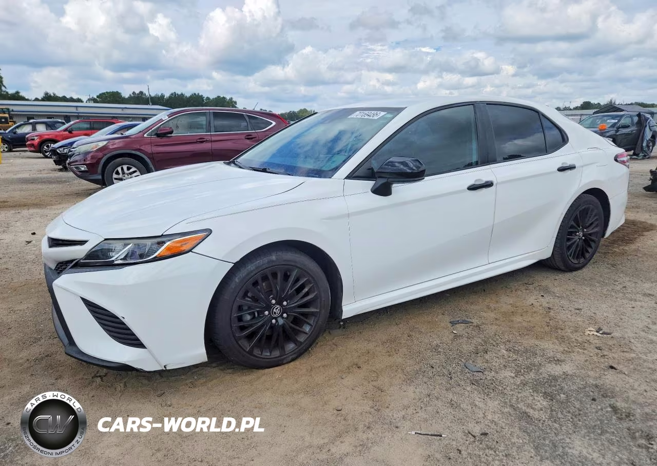 2020 Toyota Camry Se Nightshade