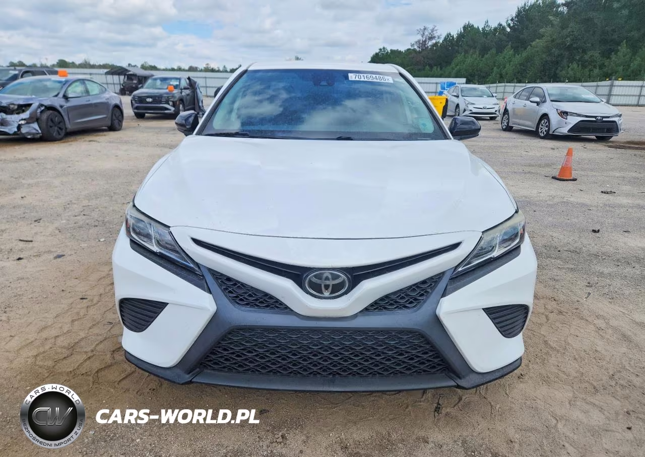 2020 Toyota Camry Se Nightshade VIN:4T1G11AKXLU315639 - 5