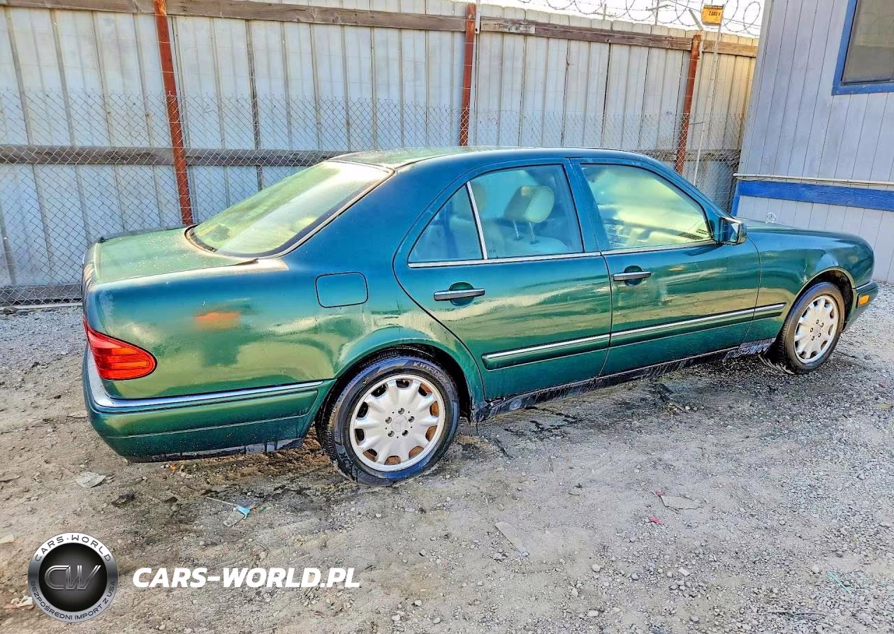 1996 Mercedes-Benz E 320 VIN:WDBJF55F2TJ019255 - 3