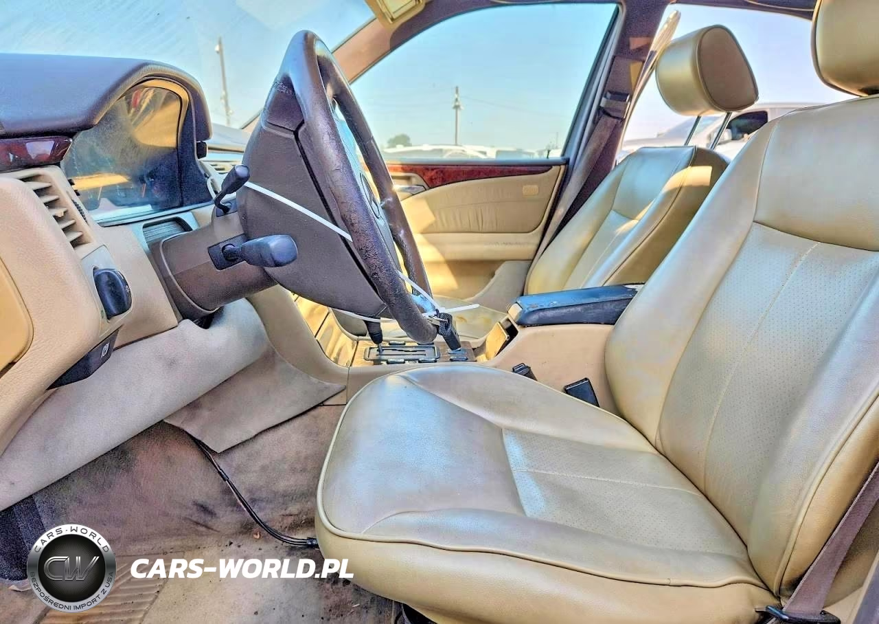 1996 Mercedes-Benz E 320 VIN:WDBJF55F2TJ019255 - 7