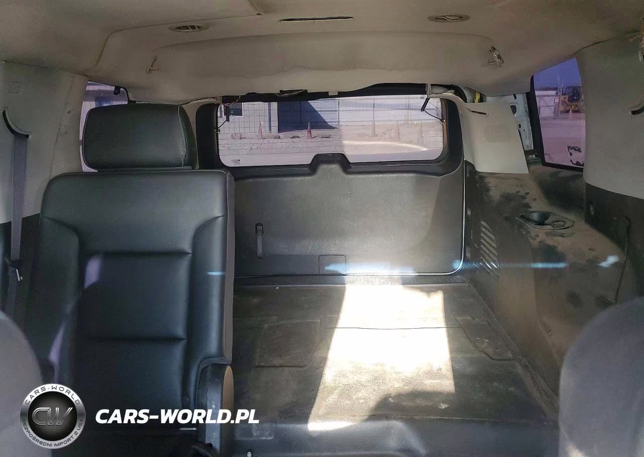 2017 Chevrolet Tahoe Police VIN:1GNLCDEC0HR234877 - 10