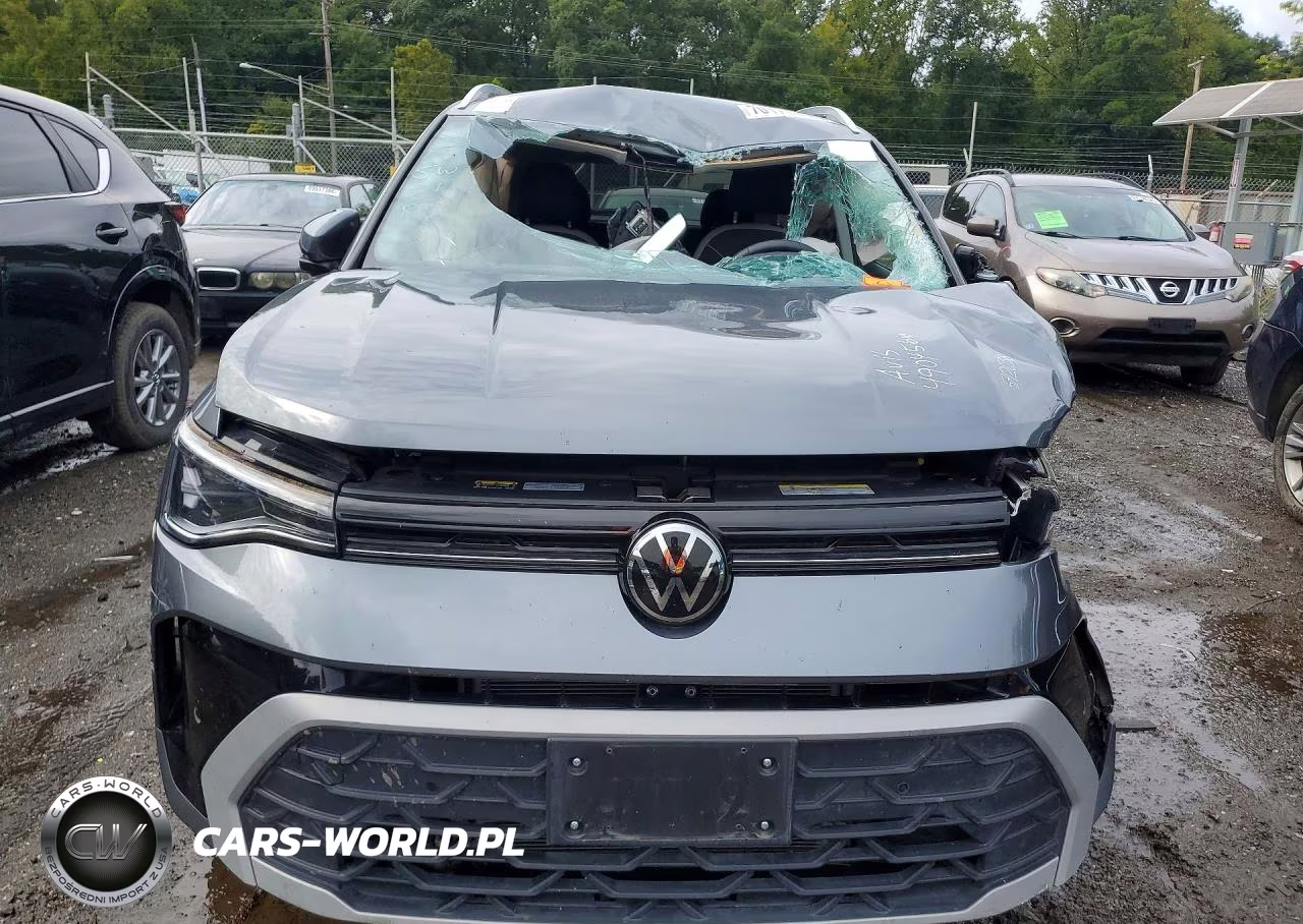 2025 Volkswagen Taos Se VIN:3VVUC7B22SM045183 - 5