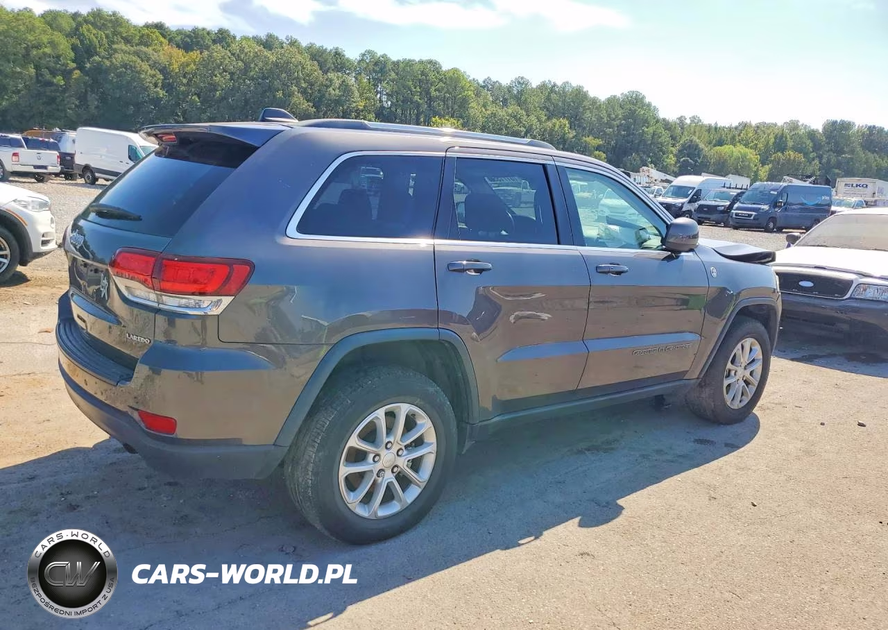 2021 Jeep Grand Cherokee Laredo VIN:1C4RJFAG7MC853826 - 3