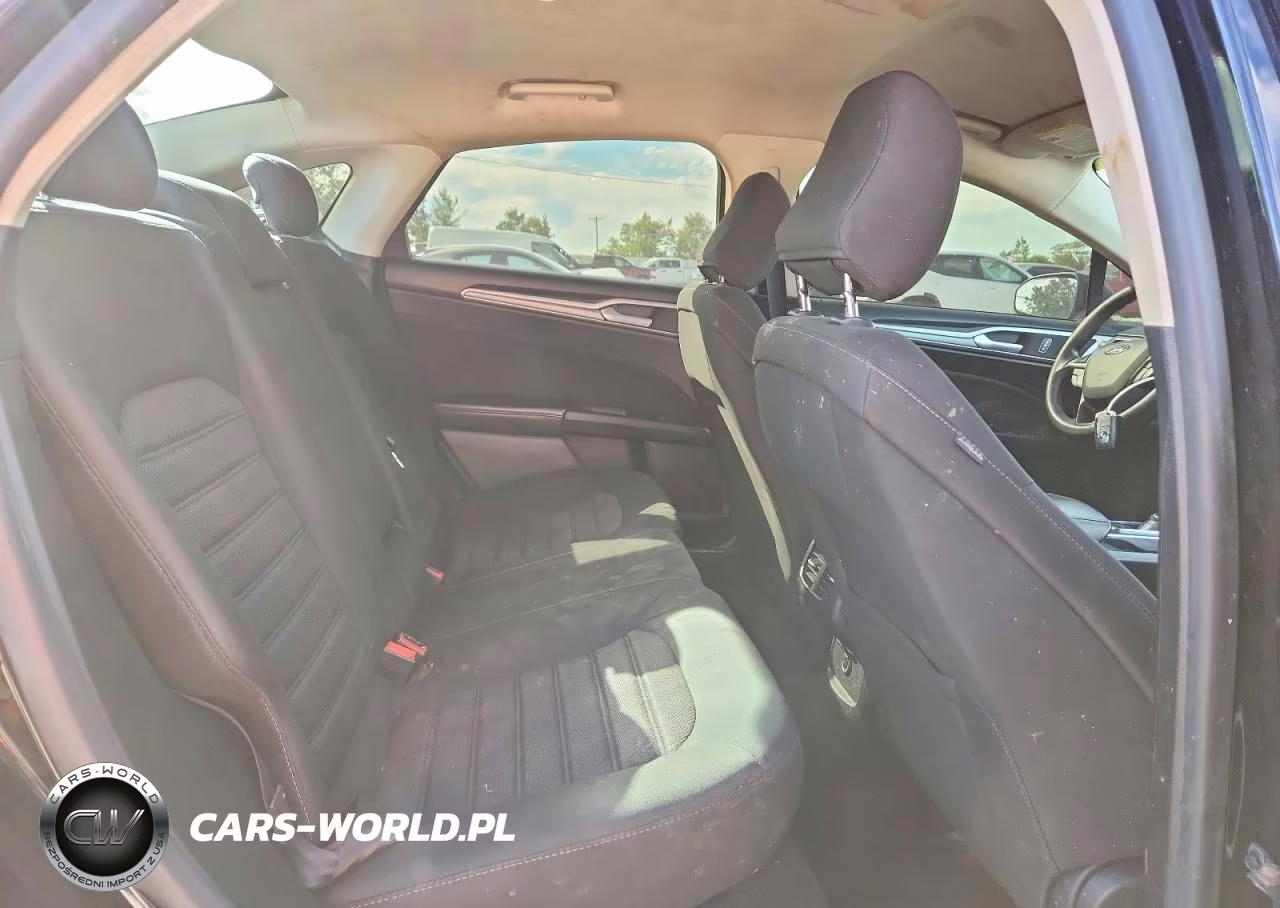 2020 Ford Fusion Se VIN:3FA6P0HD5LR230334 - 10