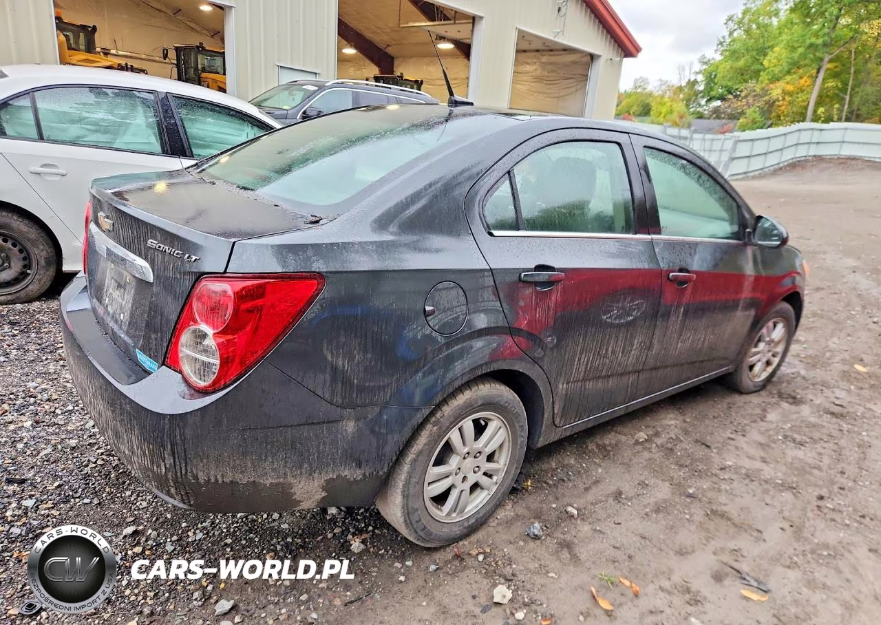 2014 Chevrolet Sonic Lt VIN:1G1JC5SG8E4218196 - 3