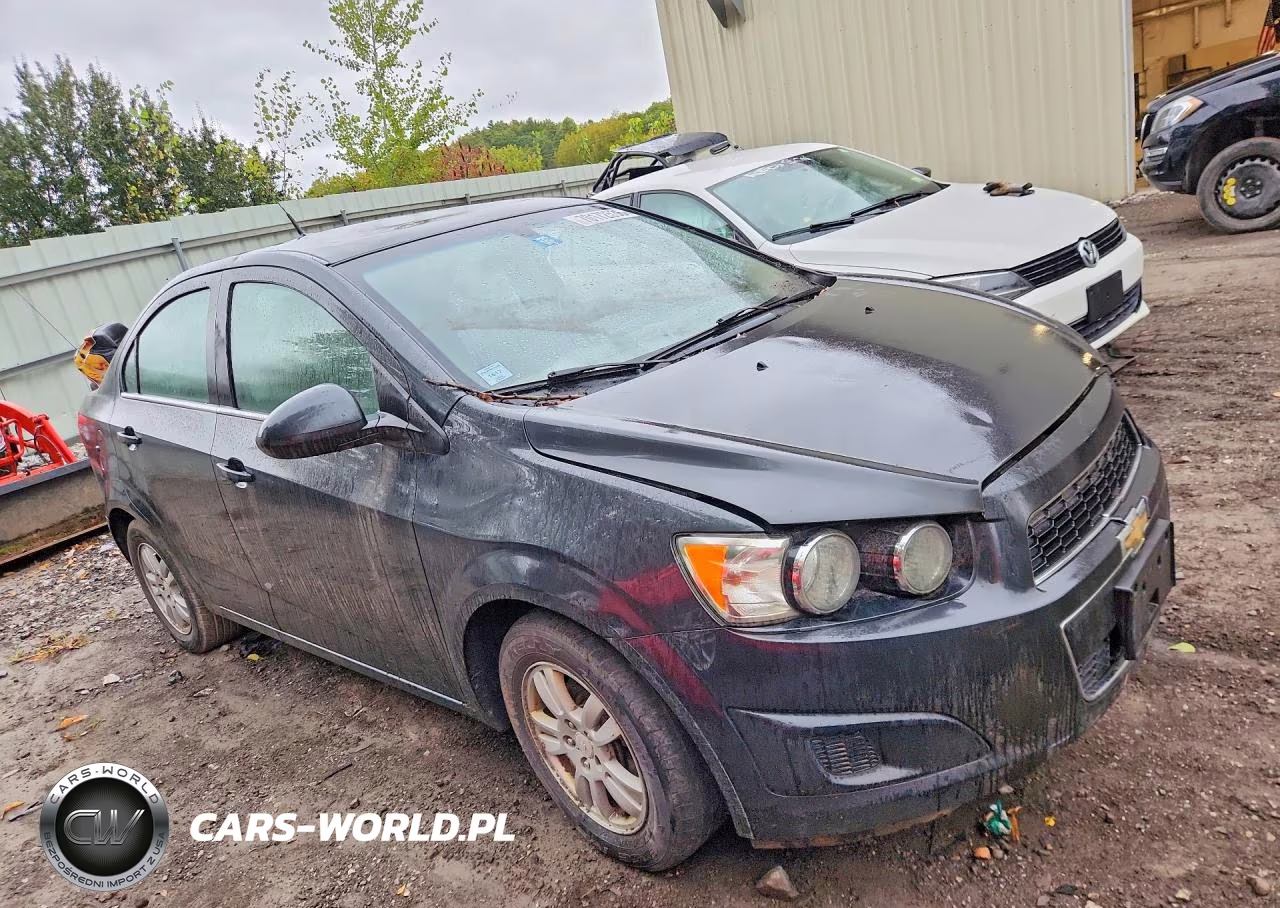 2014 Chevrolet Sonic Lt VIN:1G1JC5SG8E4218196 - 4