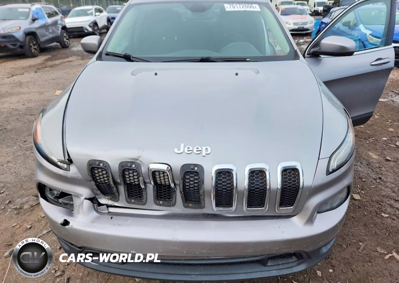 2016 Jeep Cherokee Latitude VIN:1C4PJMCS3GW197950 - 12