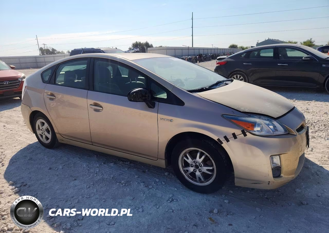 2011 Toyota Prius Two VIN:JTDKN3DUXB0280232 - 4