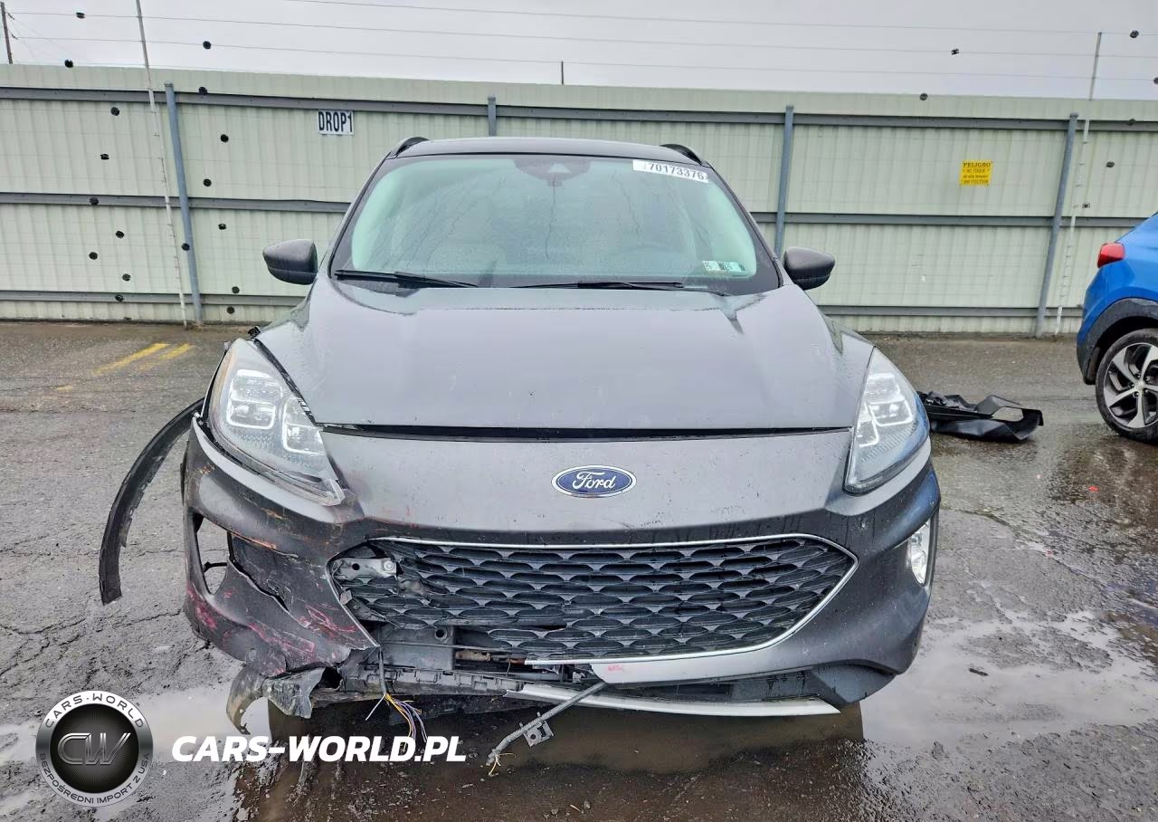 2022 Ford Escape Titanium VIN:1FMCU9J95NUB59840 - 5