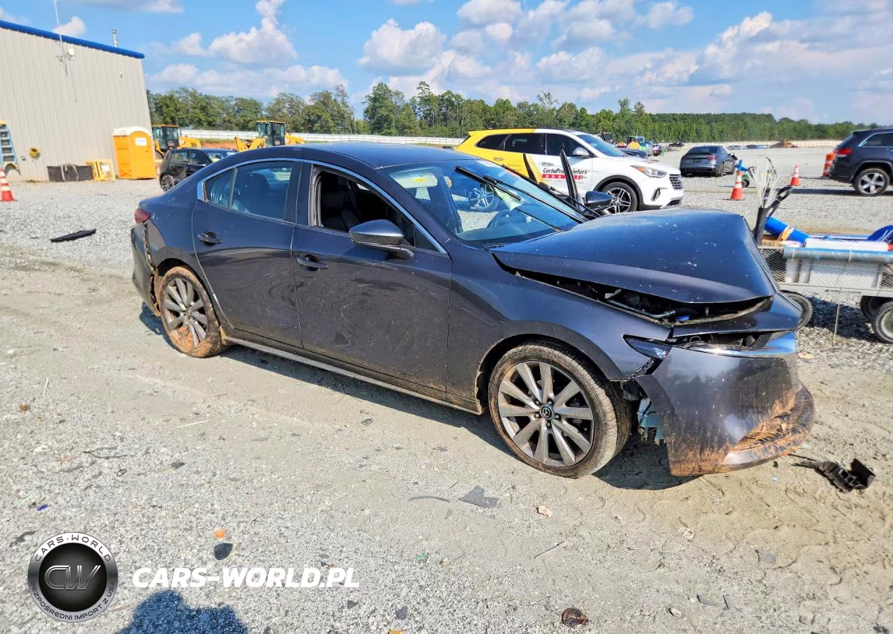 2019 Mazda 3 Preferred VIN:3MZBPADL4KM111596 - 4