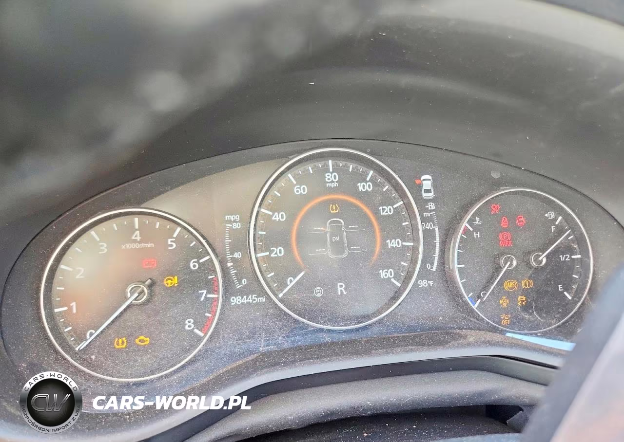 2019 Mazda 3 Preferred VIN:3MZBPADL4KM111596 - 9