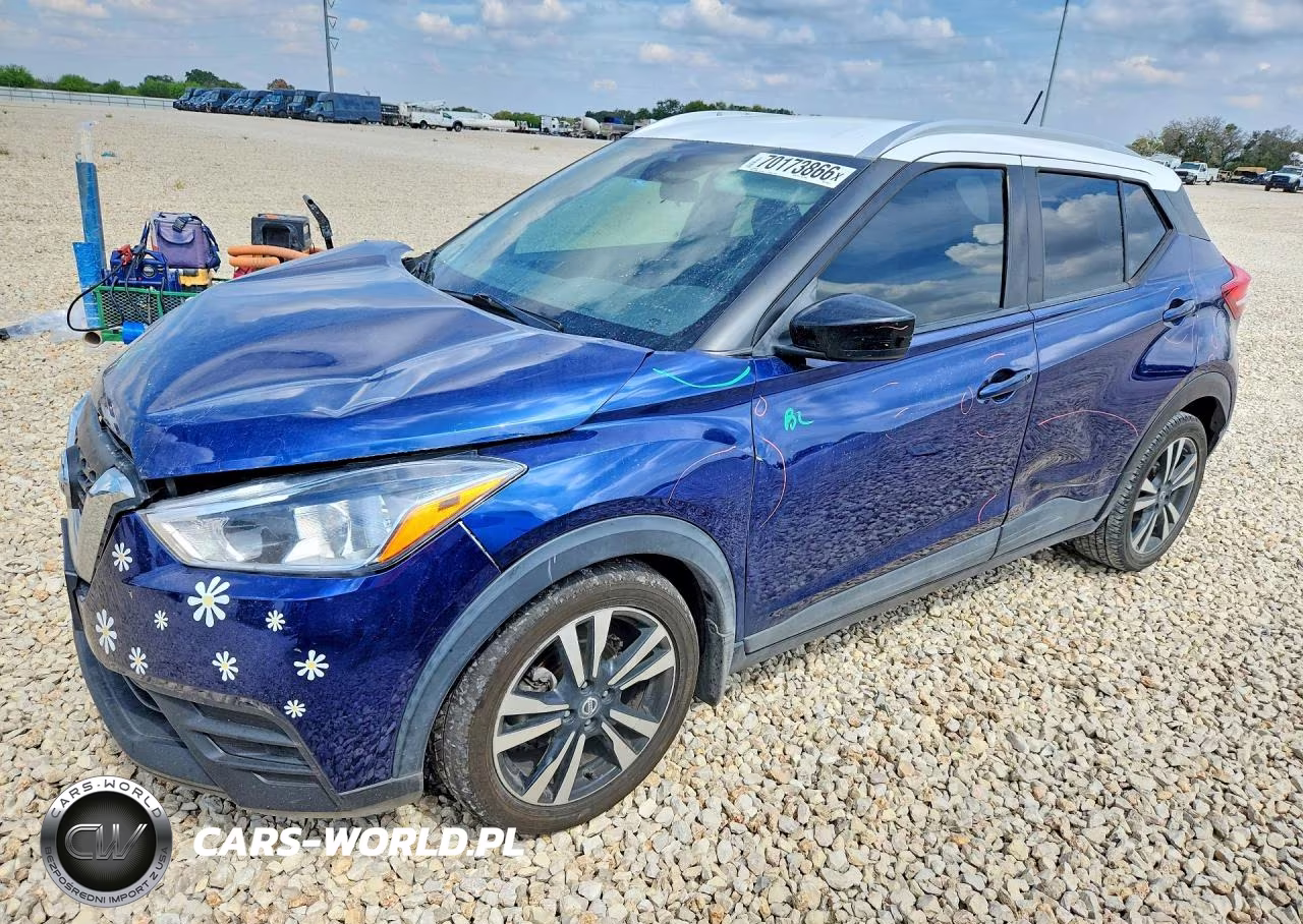 2020 Nissan Kicks Sv VIN:3N1CP5CV1LL520375 - 1