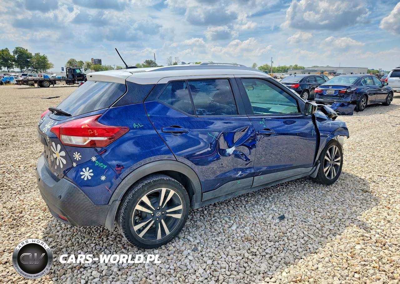 2020 Nissan Kicks Sv VIN:3N1CP5CV1LL520375 - 3