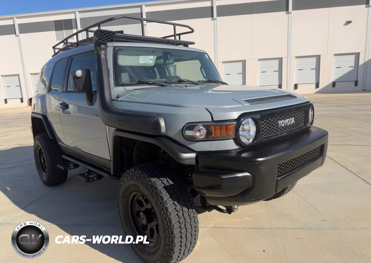 2013 Toyota Fj Cruiser Base VIN:JTEBU4BF8DK156105 - 1