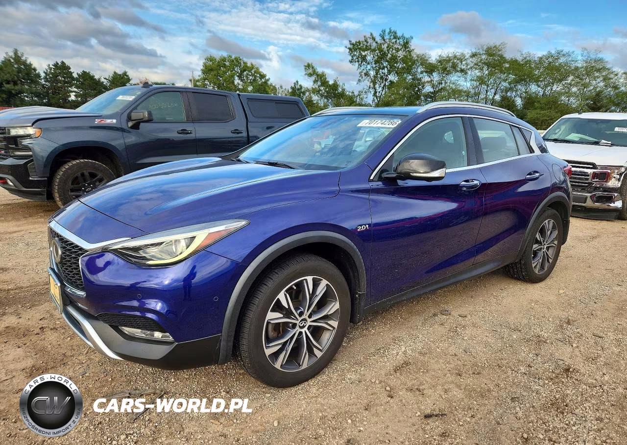 2017 Infiniti Qx30 Premium VIN:SJKCH5CR8HA021565 - 1