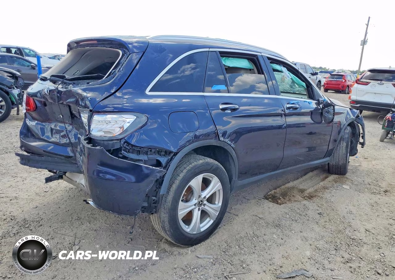 2018 Mercedes-Benz Glc 300 4Matic VIN:WDC0G4KB5JV059464 - 3