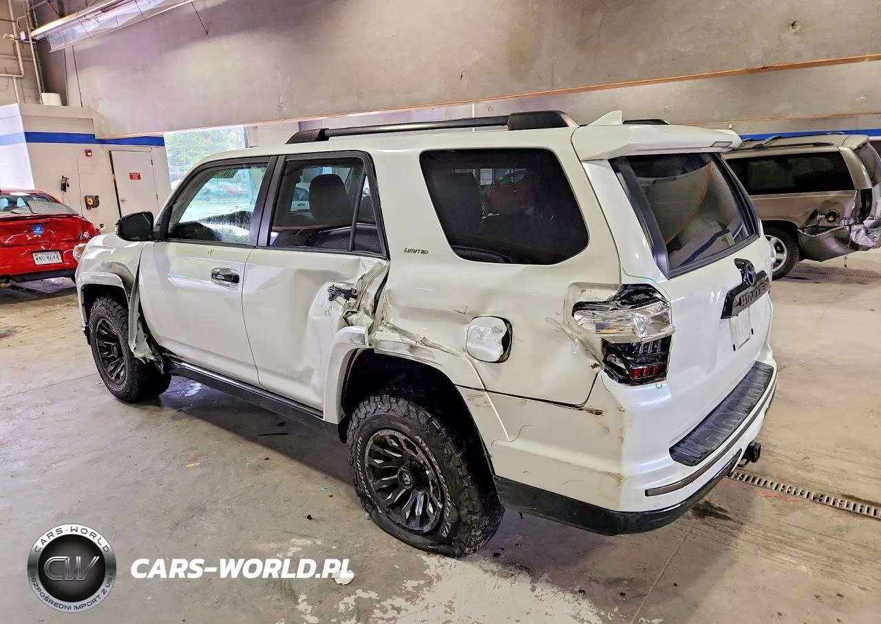 2019 Toyota 4Runner Limited Nightshade VIN:JTEBU5JR8K5688208 - 2