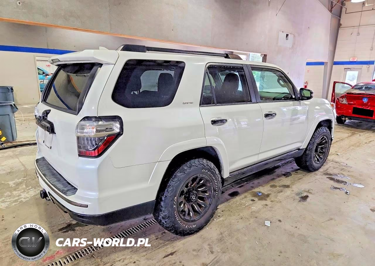 2019 Toyota 4Runner Limited Nightshade VIN:JTEBU5JR8K5688208 - 3