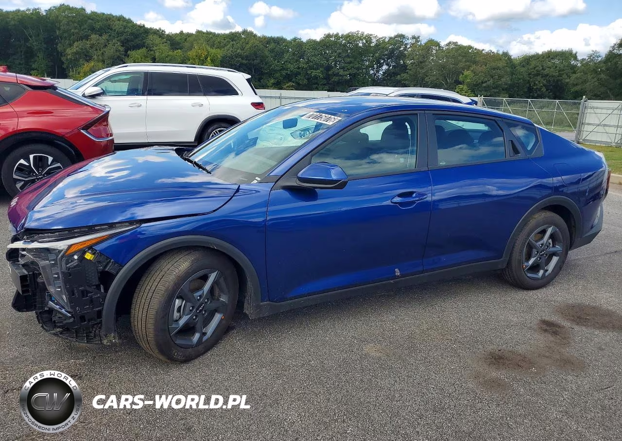 2026 Kia K4 Lxs VIN:3KPFT4DE6TE328405 - 1