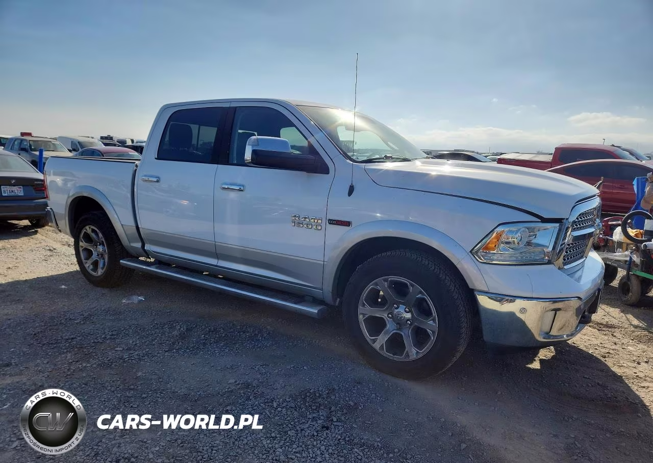 2016 Ram 1500 Laramie VIN:1C6RR6NMXGS362094 - 4