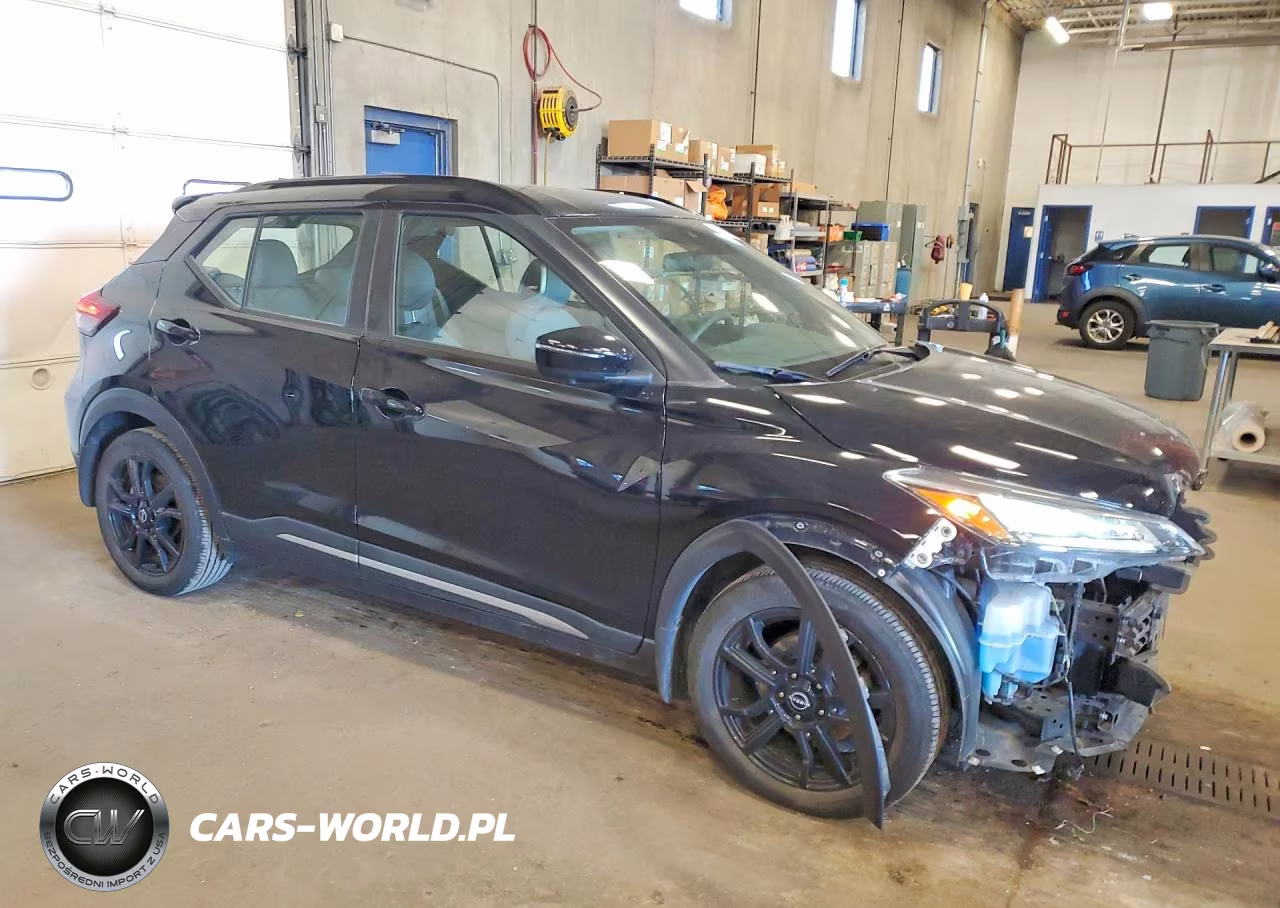 2023 Nissan Kicks Sr VIN:3N1CP5DV4PL484900 - 4