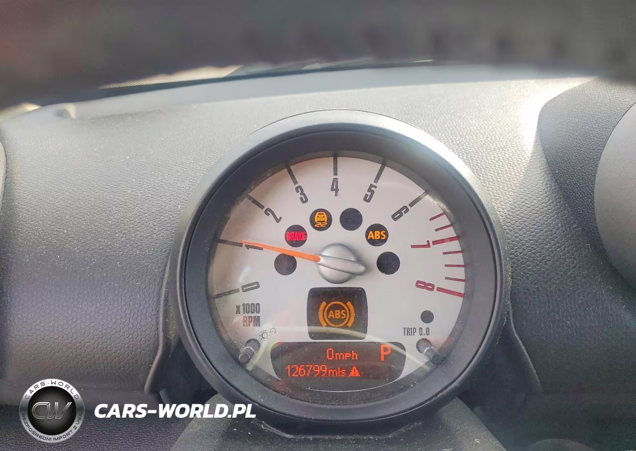 MINI COOPER COU VIN:WMWZB3C55CWM02962 - 9