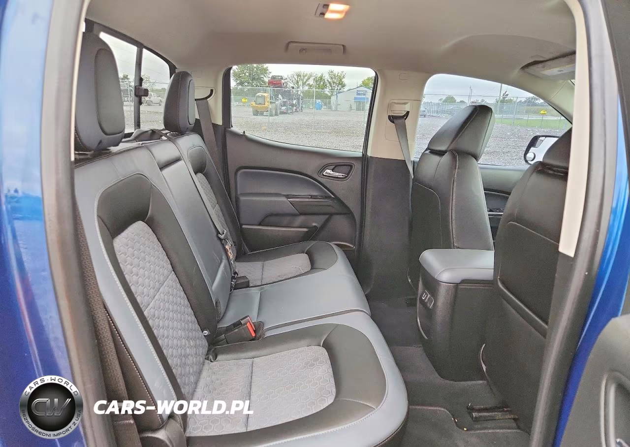 2019 Chevrolet Colorado Z71 VIN:1GCGTDEN6K1324309 - 10