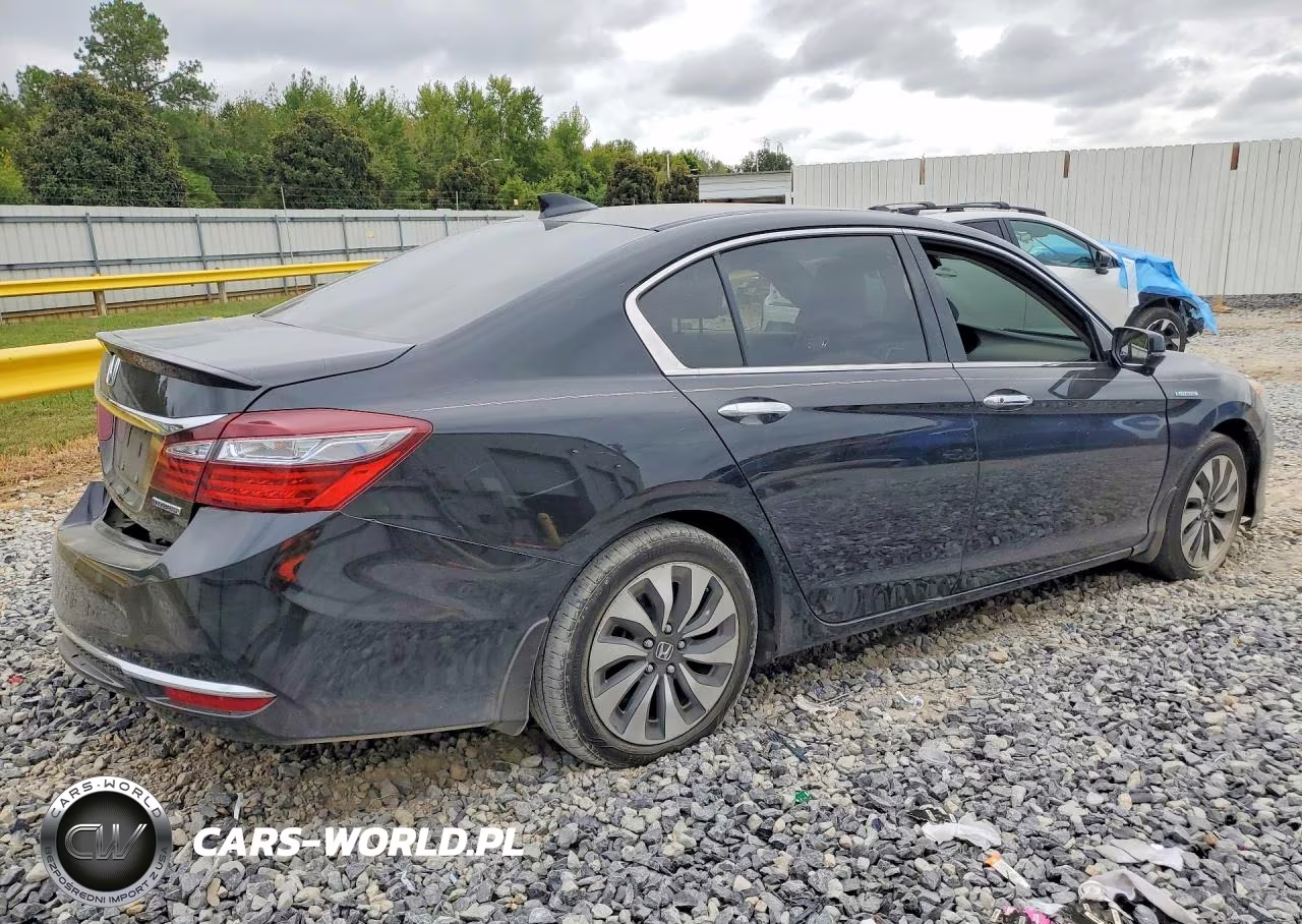 2017 Honda Accord Hybrid VIN:JHMCR6F34HC001054 - 3